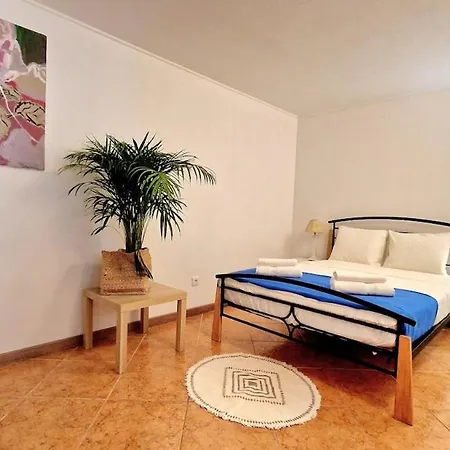 Holiday home Lazaro House Faro
