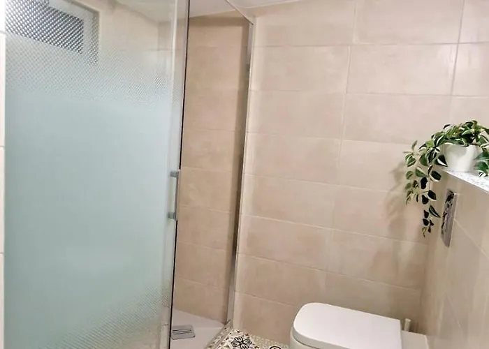 Lazaro House Ferienhaus *